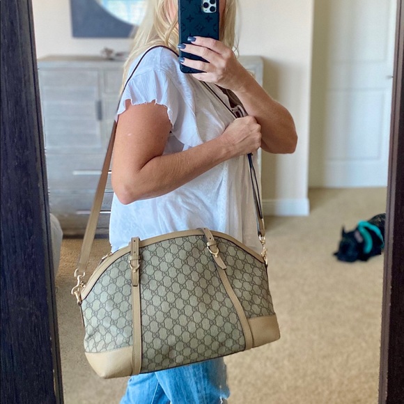 Authentic Gucci tote/shoulder bag in good condition! Large enough to hold iPad. - Picture 11 of 15